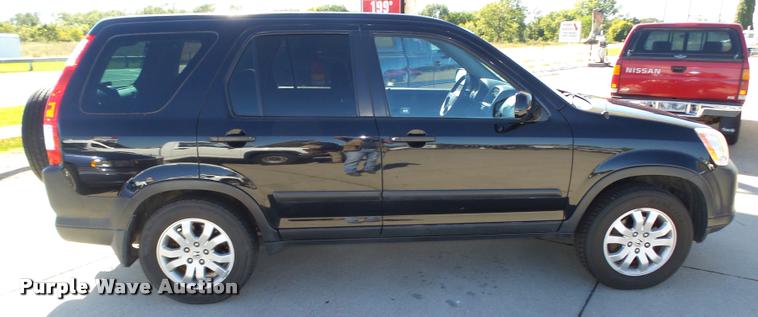 image for item L4058 2006 Honda CR-V SUV