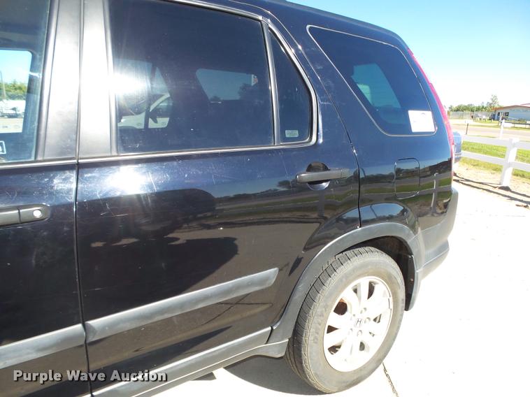 image for item L4058 2006 Honda CR-V SUV