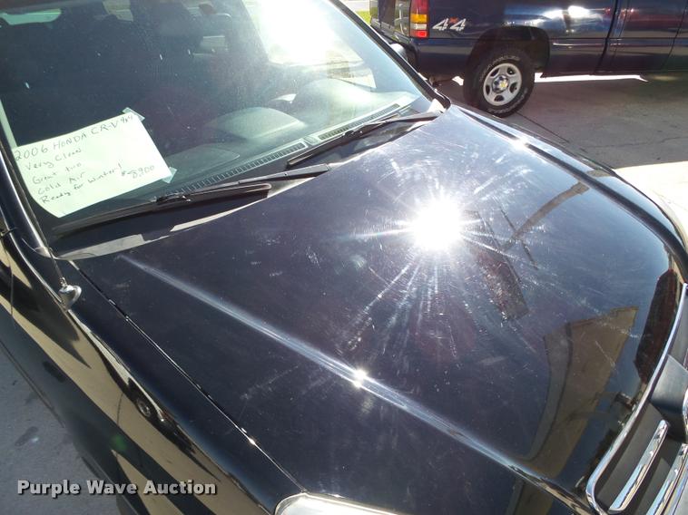 image for item L4058 2006 Honda CR-V SUV