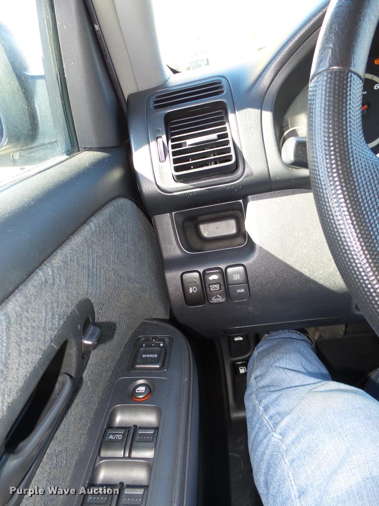 image for item L4058 2006 Honda CR-V SUV