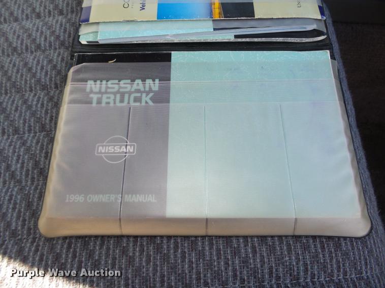 image for item L4059 1996 Nissan XE pickup truck
