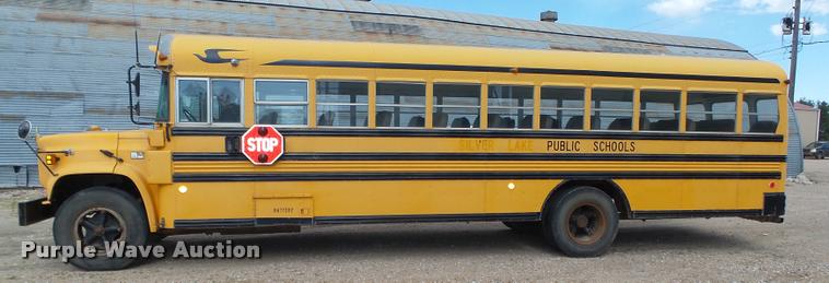 image for item L4078 1987 Chevrolet Blue Bird 60 school bus