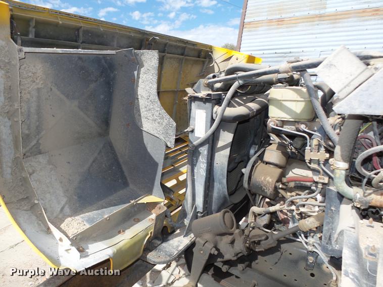 image for item L4078 1987 Chevrolet Blue Bird 60 school bus