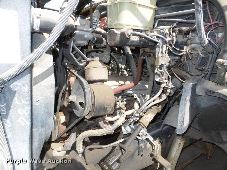 image for item L4078 1987 Chevrolet Blue Bird 60 school bus