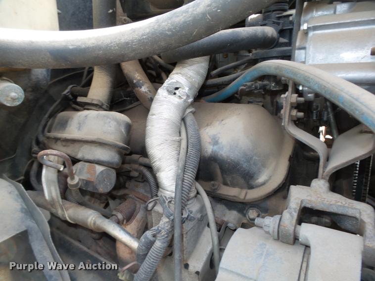 image for item L4078 1987 Chevrolet Blue Bird 60 school bus