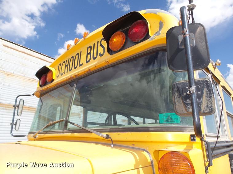 image for item L4078 1987 Chevrolet Blue Bird 60 school bus