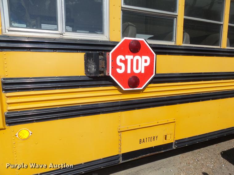 image for item L4078 1987 Chevrolet Blue Bird 60 school bus