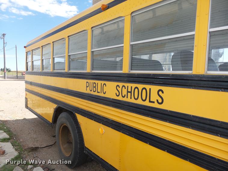 image for item L4078 1987 Chevrolet Blue Bird 60 school bus