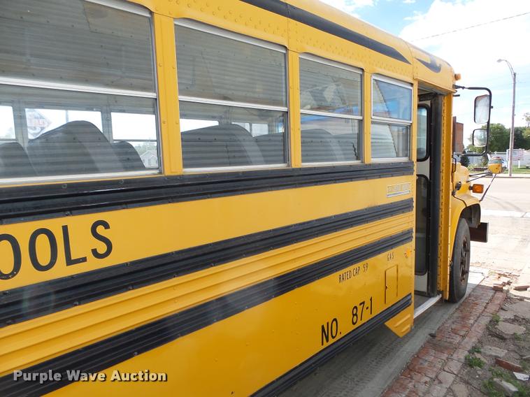 image for item L4078 1987 Chevrolet Blue Bird 60 school bus