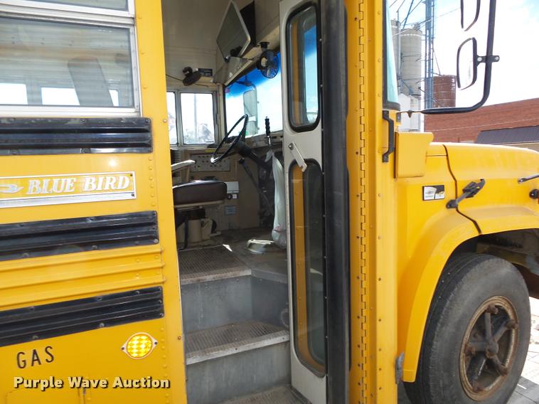 image for item L4078 1987 Chevrolet Blue Bird 60 school bus