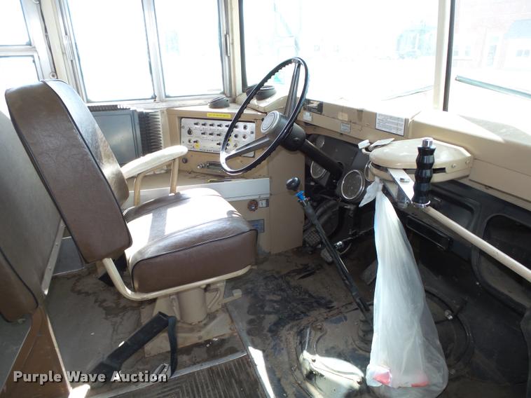 image for item L4078 1987 Chevrolet Blue Bird 60 school bus