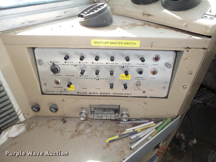 image for item L4078 1987 Chevrolet Blue Bird 60 school bus