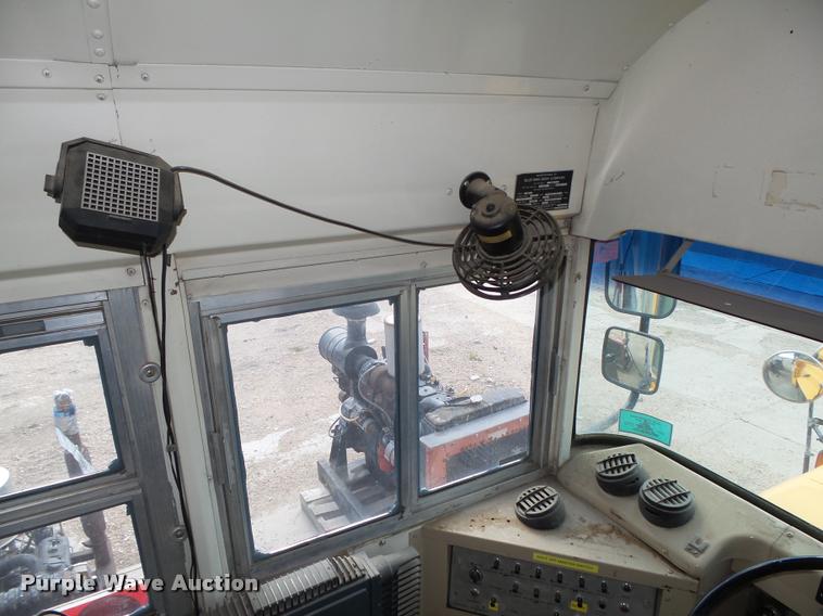 image for item L4078 1987 Chevrolet Blue Bird 60 school bus