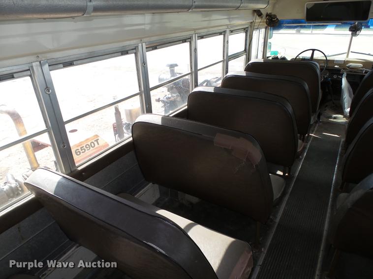 image for item L4078 1987 Chevrolet Blue Bird 60 school bus