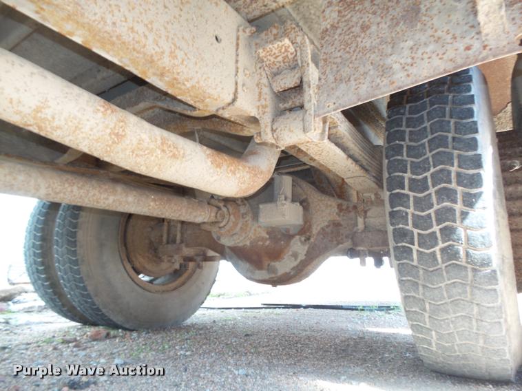 image for item L4078 1987 Chevrolet Blue Bird 60 school bus