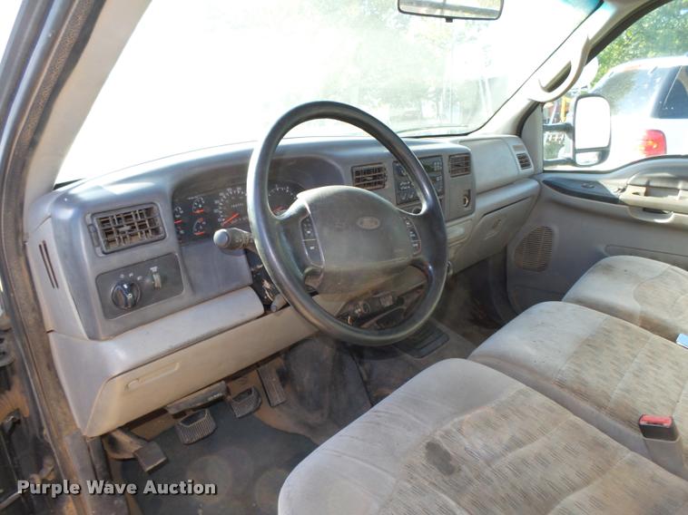 image for item L4079 1999 Ford F350 Super Duty flatbed pickup truck