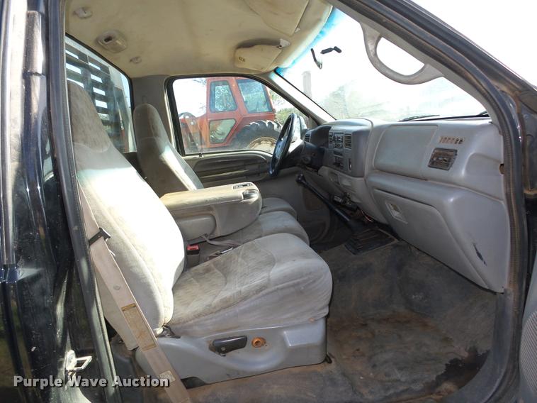 image for item L4079 1999 Ford F350 Super Duty flatbed pickup truck