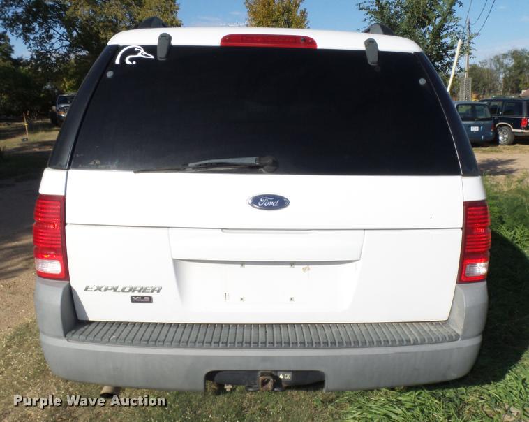 image for item L4080 2002 Ford Explorer XLS SUV