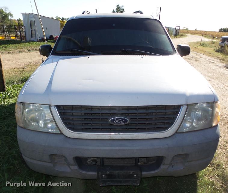 image for item L4080 2002 Ford Explorer XLS SUV