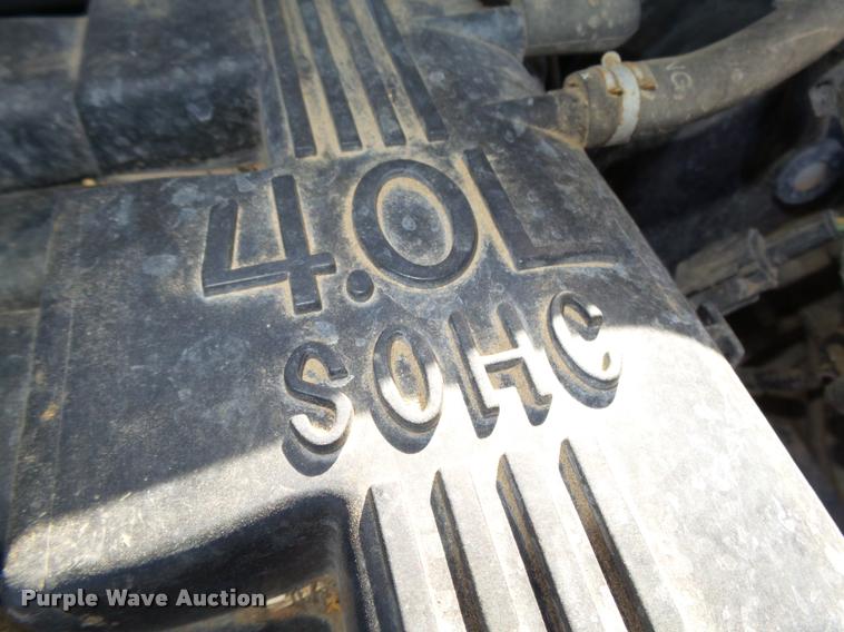 image for item L4080 2002 Ford Explorer XLS SUV