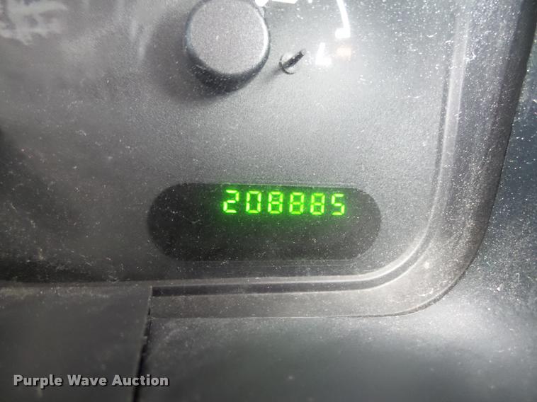 image for item L4080 2002 Ford Explorer XLS SUV