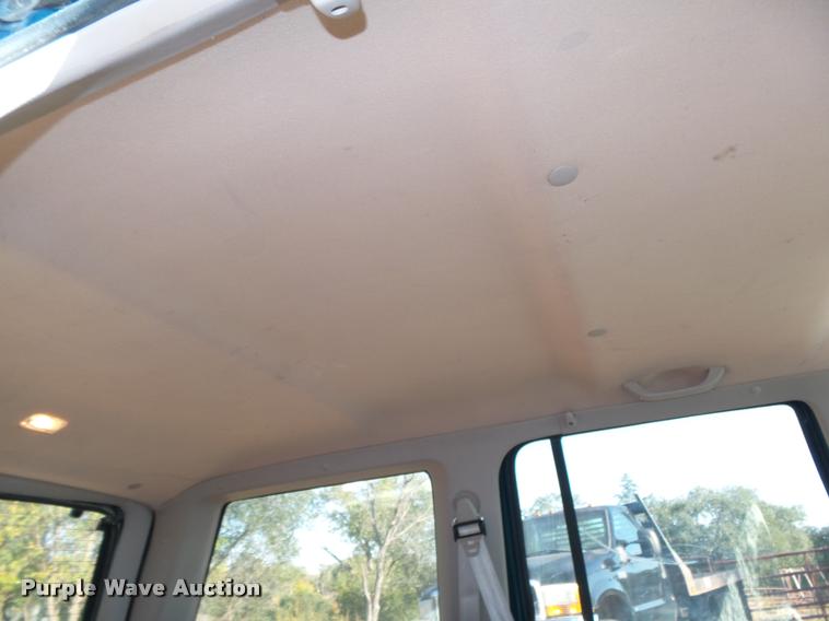 image for item L4081 1994 Ford Explorer Eddie Bauer SUV