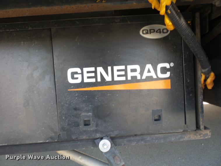 image for item L4252 2003 Ford Econoline E450 Super Duty Forest River Sunseeker RV