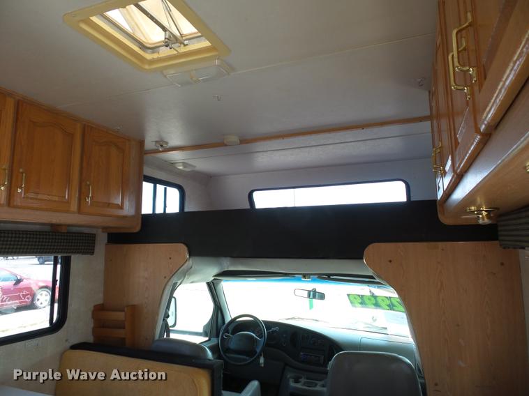 image for item L4252 2003 Ford Econoline E450 Super Duty Forest River Sunseeker RV