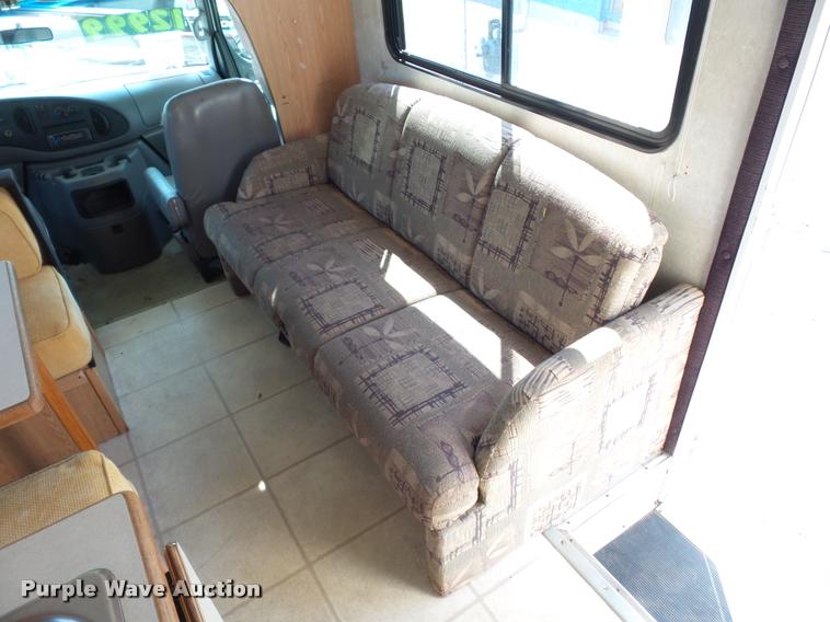 image for item L4252 2003 Ford Econoline E450 Super Duty Forest River Sunseeker RV