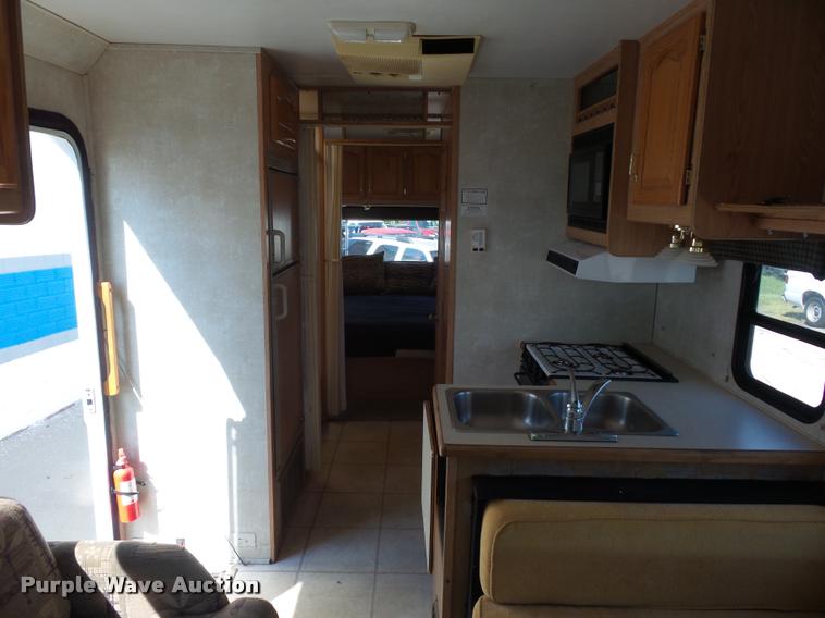 image for item L4252 2003 Ford Econoline E450 Super Duty Forest River Sunseeker RV