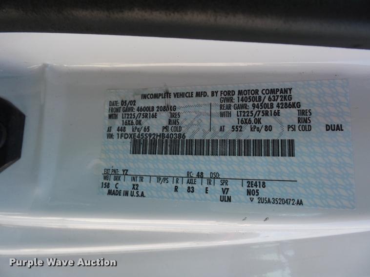 image for item L4252 2003 Ford Econoline E450 Super Duty Forest River Sunseeker RV