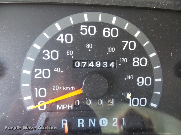 image for item L4252 2003 Ford Econoline E450 Super Duty Forest River Sunseeker RV