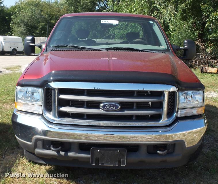 image for item L4253 2002 Ford F250 Super Duty SuperCab pickup truck