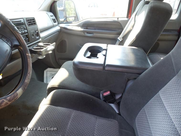 image for item L4253 2002 Ford F250 Super Duty SuperCab pickup truck