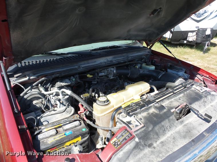 image for item L4253 2002 Ford F250 Super Duty SuperCab pickup truck