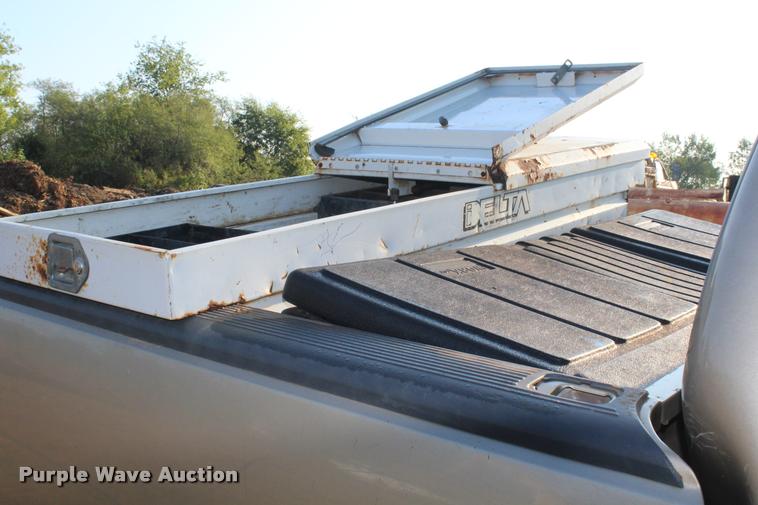 image for item L4797 1999 Ford F250 pickup truck