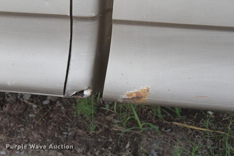 image for item L4797 1999 Ford F250 pickup truck