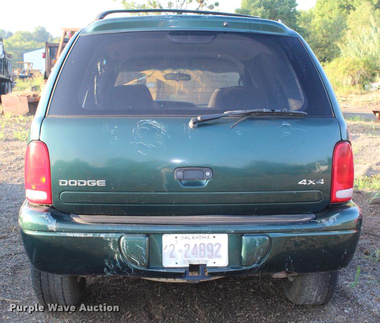 image for item L4800 1999 Dodge Durango SUV