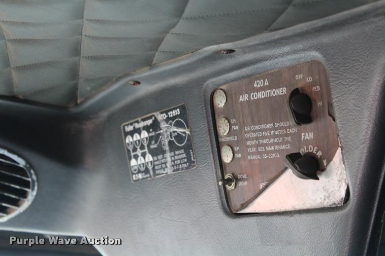 image for item L4804 1981 Freightliner FLT-8664T semi truck