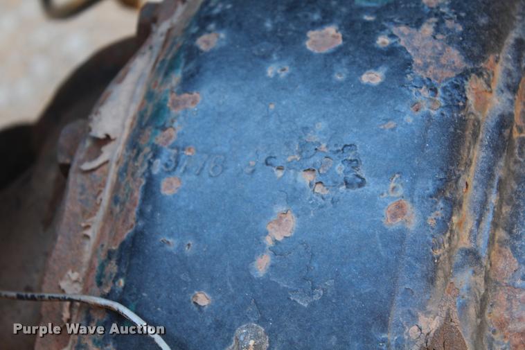 image for item L4804 1981 Freightliner FLT-8664T semi truck