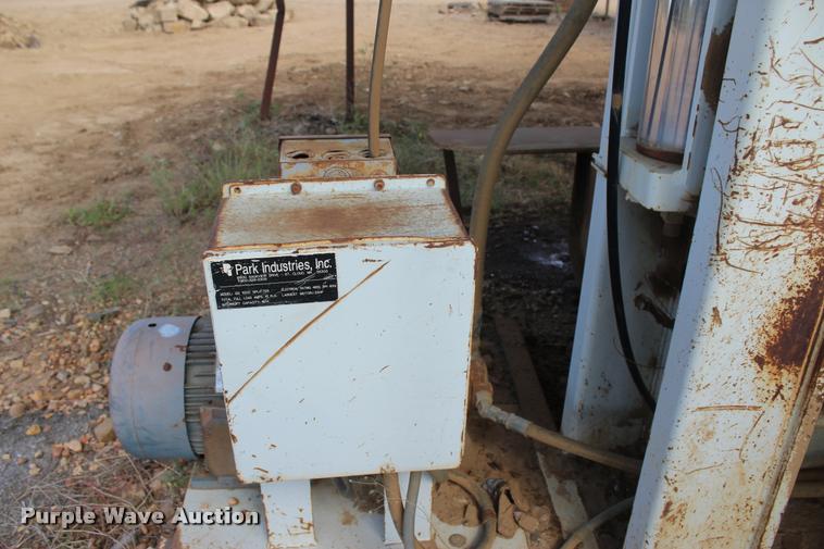 image for item L4807 2006 Park Industries Hydrasplit QS1000 rock splitter / stone cutter