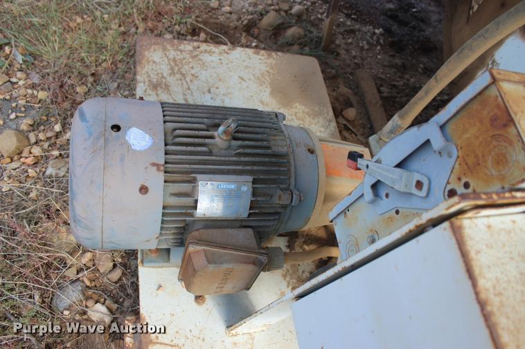 image for item L4807 2006 Park Industries Hydrasplit QS1000 rock splitter / stone cutter