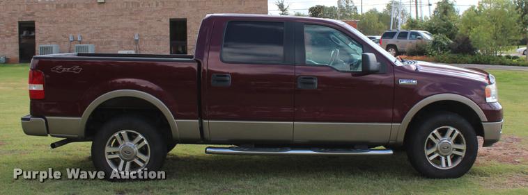 image for item L4809 2005 Ford F150 XLT SuperCrew pickup truck