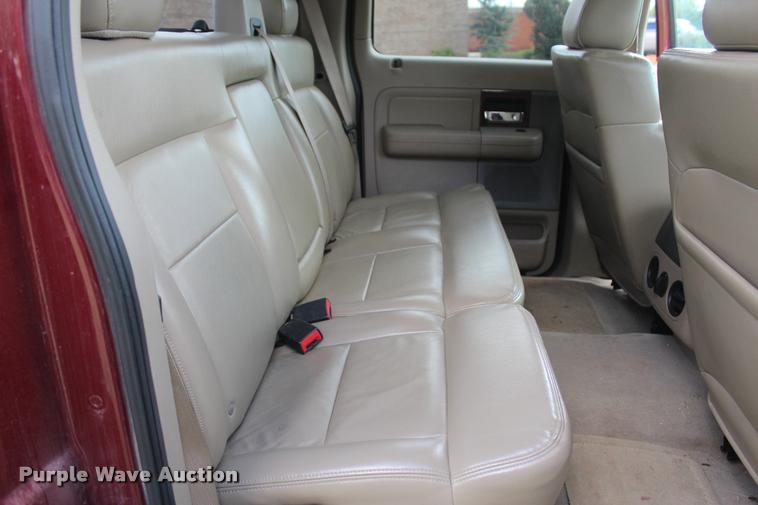 image for item L4809 2005 Ford F150 XLT SuperCrew pickup truck