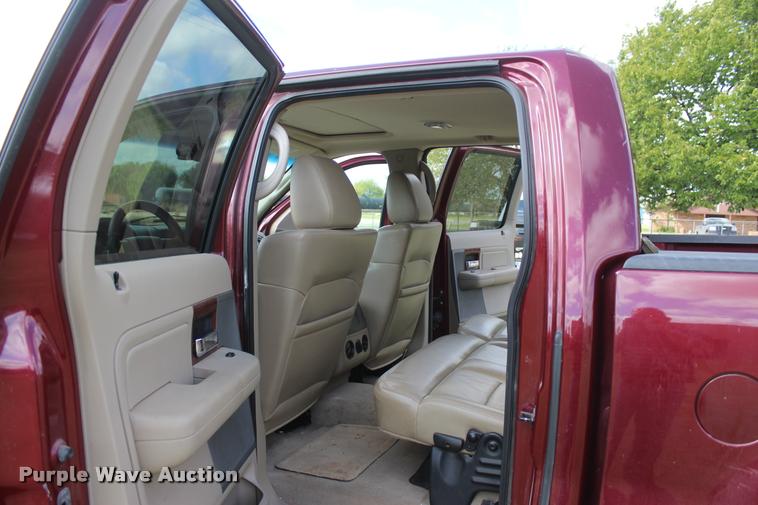 image for item L4809 2005 Ford F150 XLT SuperCrew pickup truck