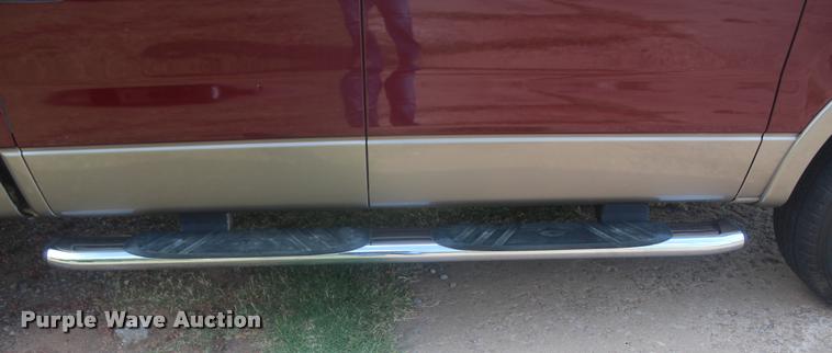 image for item L4809 2005 Ford F150 XLT SuperCrew pickup truck