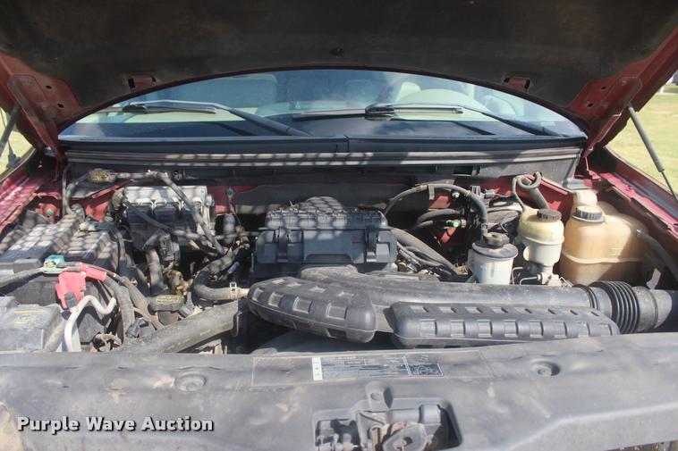 image for item L4809 2005 Ford F150 XLT SuperCrew pickup truck