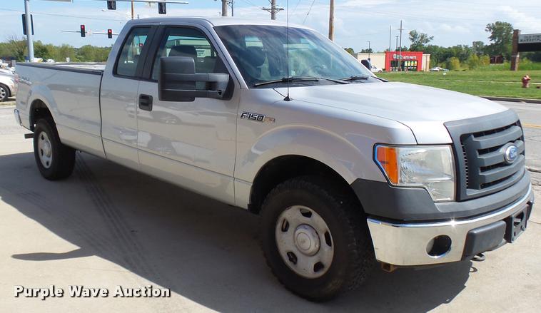 image for item L7127 2009 Ford F150 XL SuperCab pickup truck
