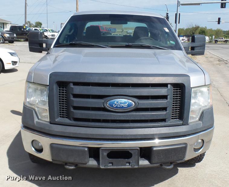 image for item L7127 2009 Ford F150 XL SuperCab pickup truck