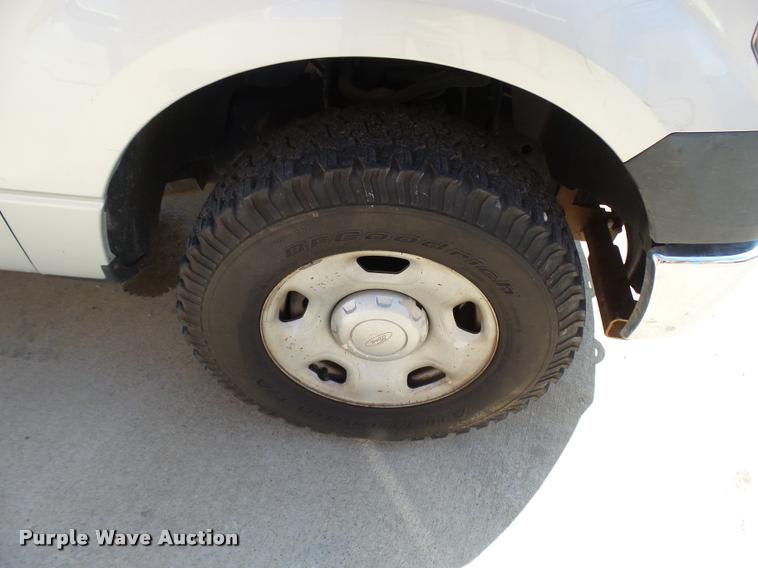 image for item L7127 2009 Ford F150 XL SuperCab pickup truck